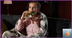 ۵ روش هوشمندانه برای دیر وقت غذا نخوردن