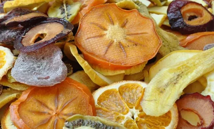 طرز تهیه میوه خشک در آفتاب