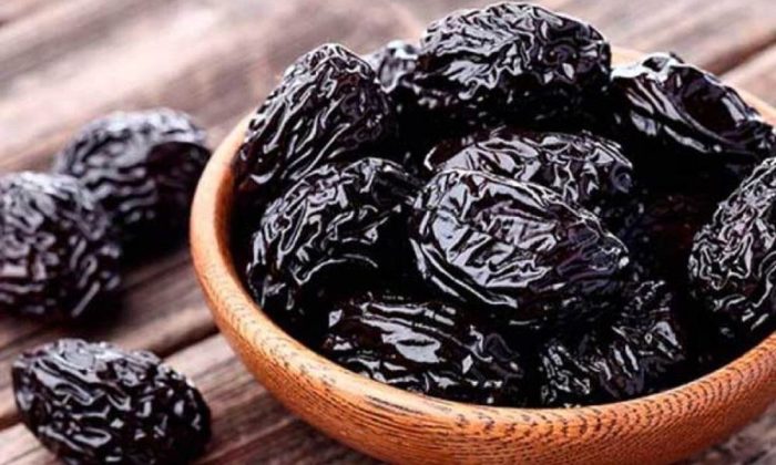 میوه خشک برای درمان یبوست