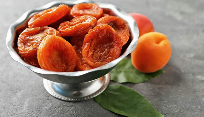 زردآلو خشک برای پیشگیری از یبوست