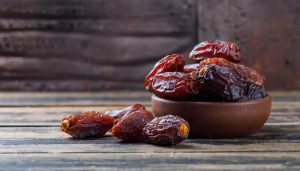 فواید و مضرات خرما خشک