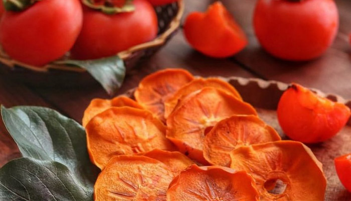 خواص خرمالو خشک برای زنان