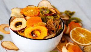 خرید بهترین میوه خشک برای کودکان