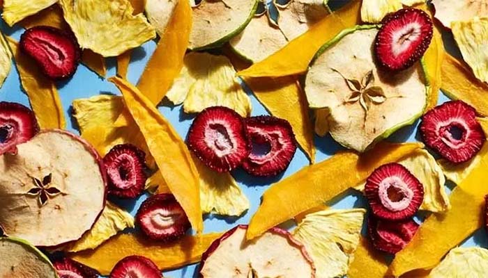 خرید بهترین میوه خشک برای کودکان