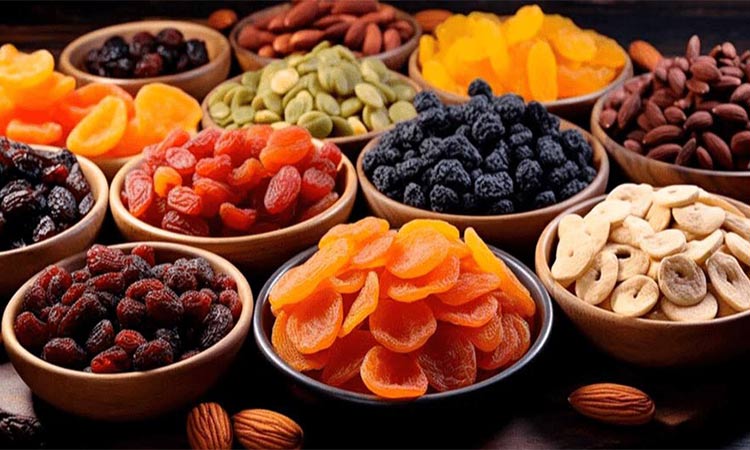 آیا طرز تهیه میوه خشک پفکی با معمولی متفاوت است؟