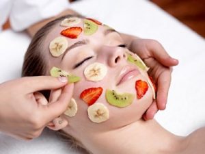 خواص میوه خشک برای پوست و مو