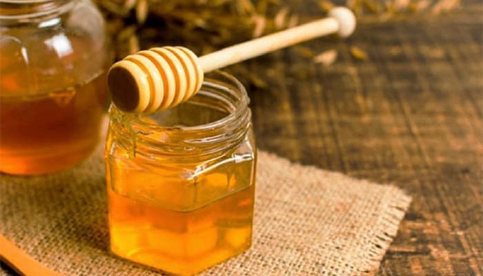 تاثیر میوه خشک و عسل بر کیفیت خواب